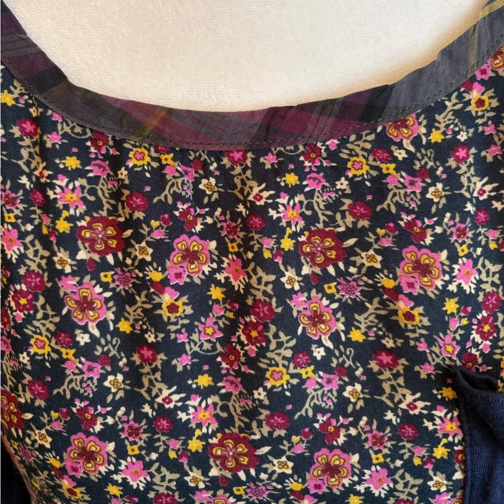XS Anthropologie Postmark Navy Floral and Plaid Contrast Top
